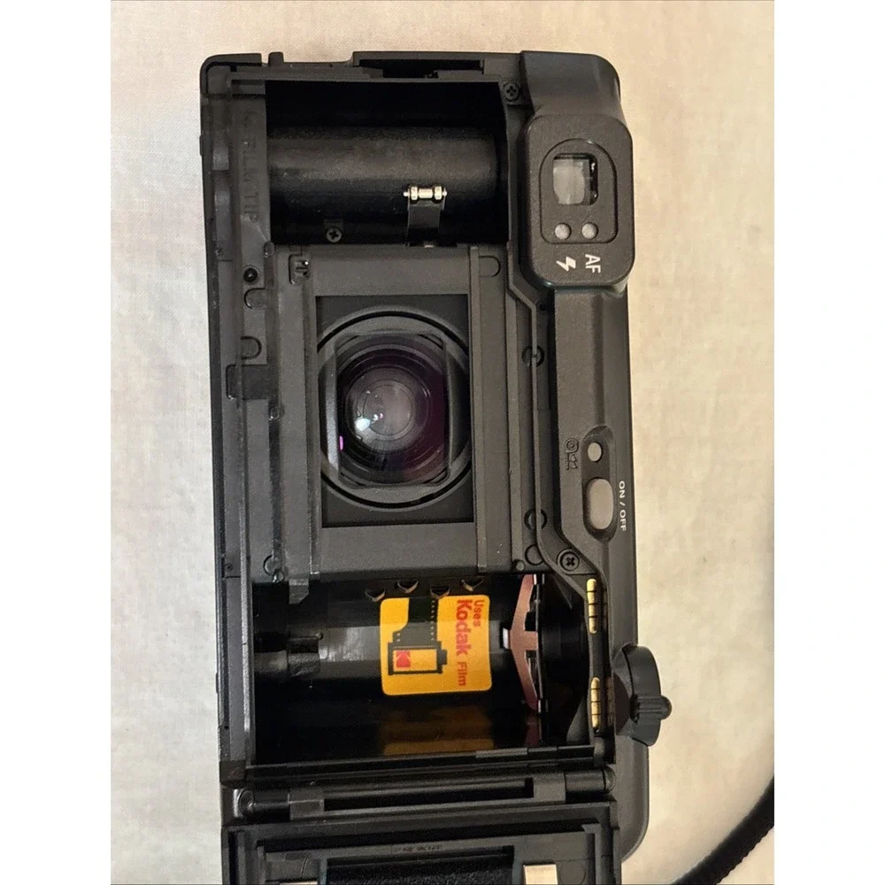 Kodak Star Zoom 105 35mm Film Camera Black 38-105mm Ektanar Lens Vintage